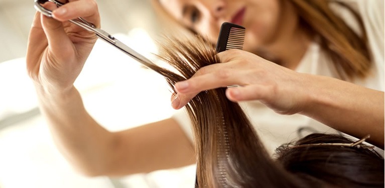 How to become a hairstylist