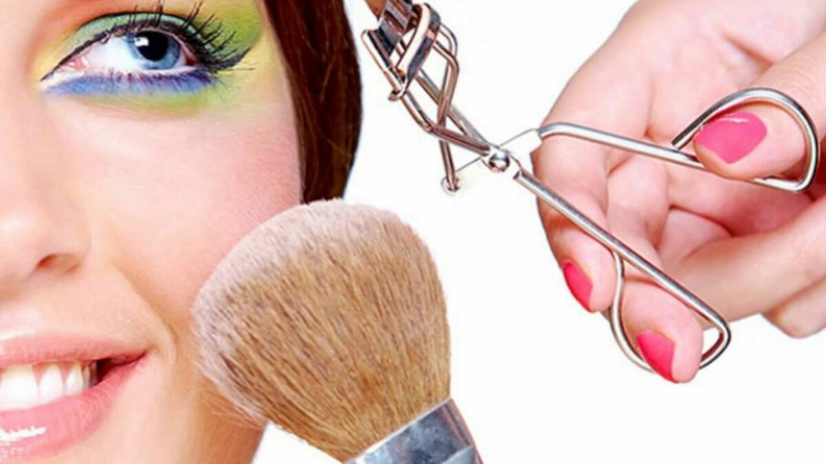 Benefits of Beautician Course Makeovers By Manveen