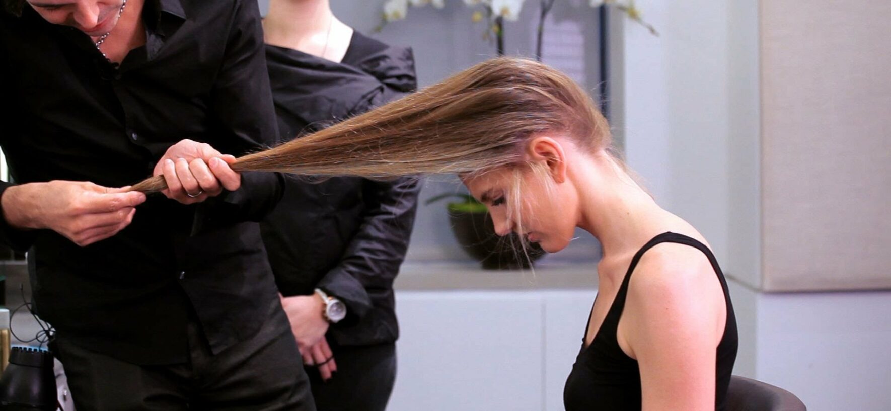 hairstyling course in delhi Archives - Makeovers By Manveen hairstyling course in delhi Archives - Makeovers By Manveen