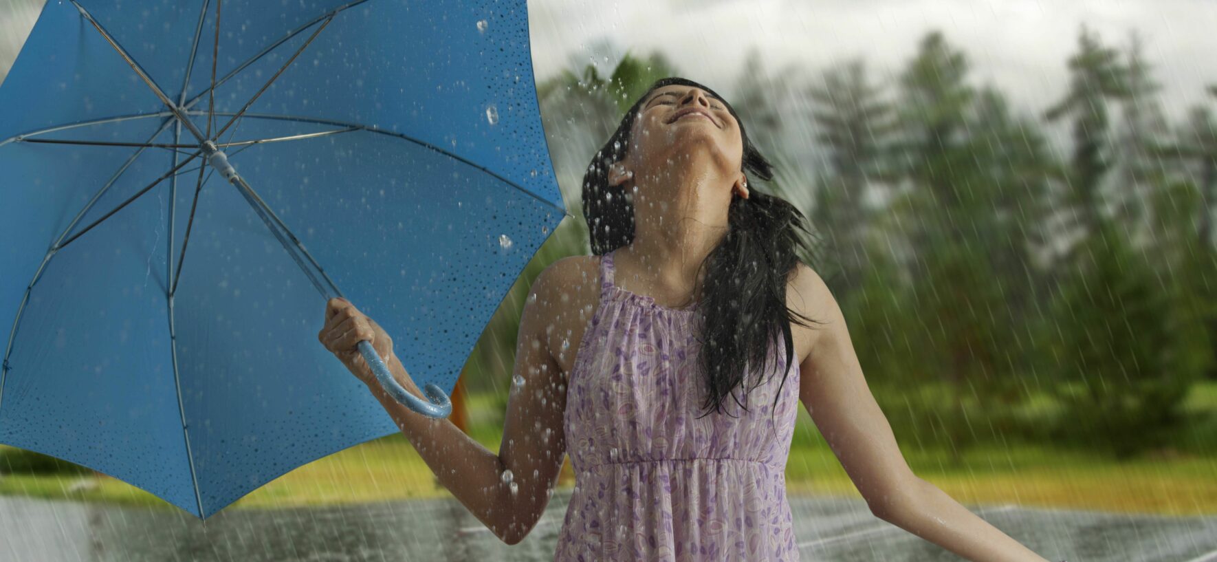 How to Maintain Skin During Monsoon Season?