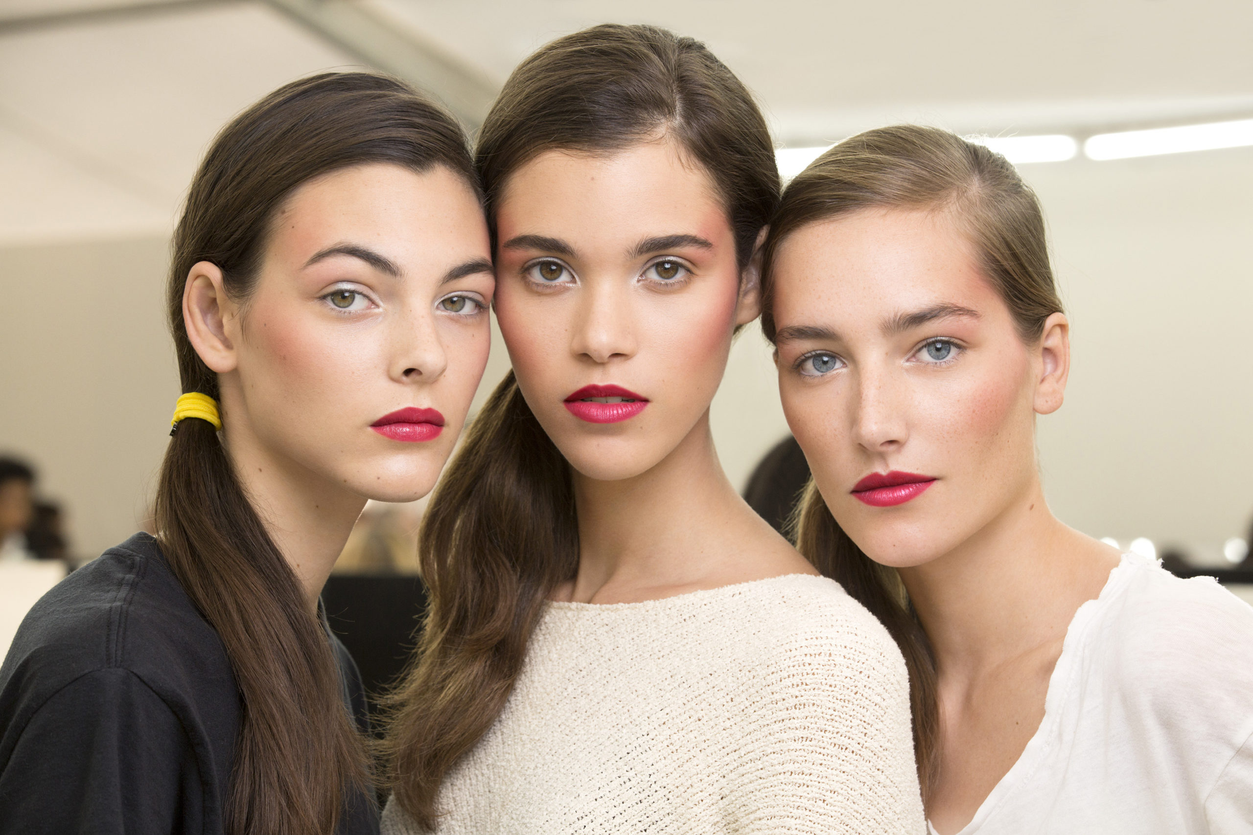 9 Beauty Hacks from a Chanel Makeup Artist  Beauty hacks, Chanel beauty, Chanel  makeup