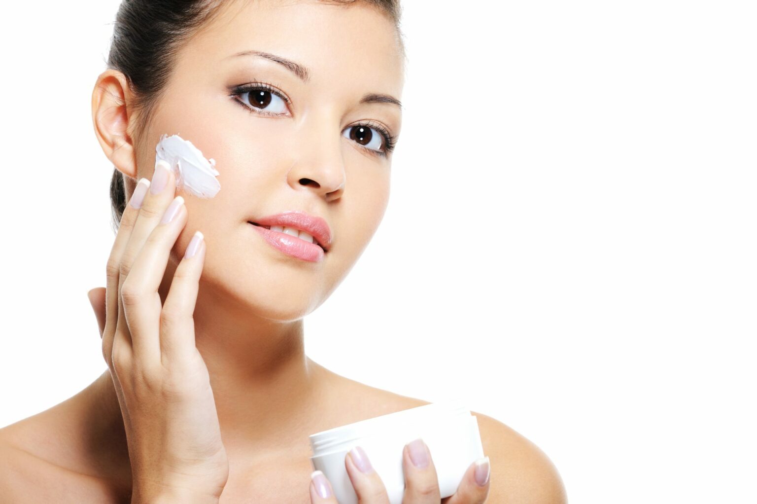 Preparing Your Skin before Applying Your Makeup A Guide Makeovers By