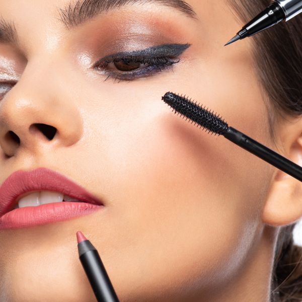 Makeup training deals